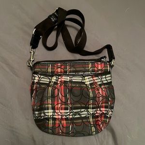 Small Coach purse in great condition.